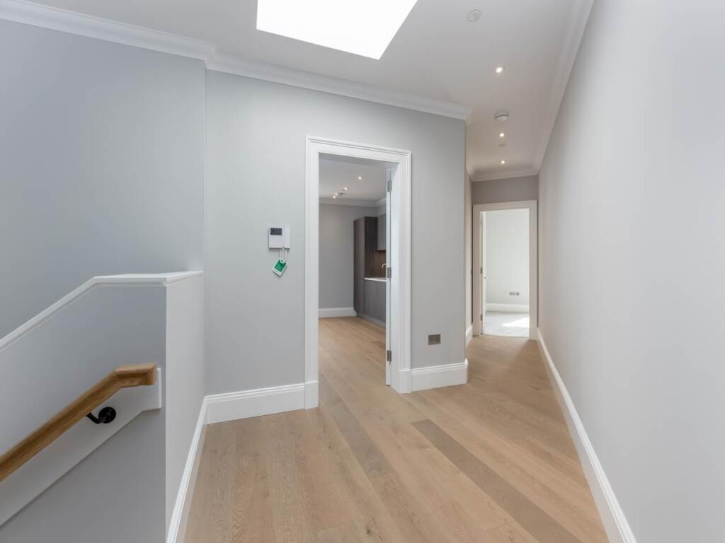 65260_MelvilleCres01