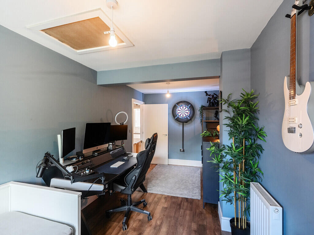 1345741-8-68b025d...