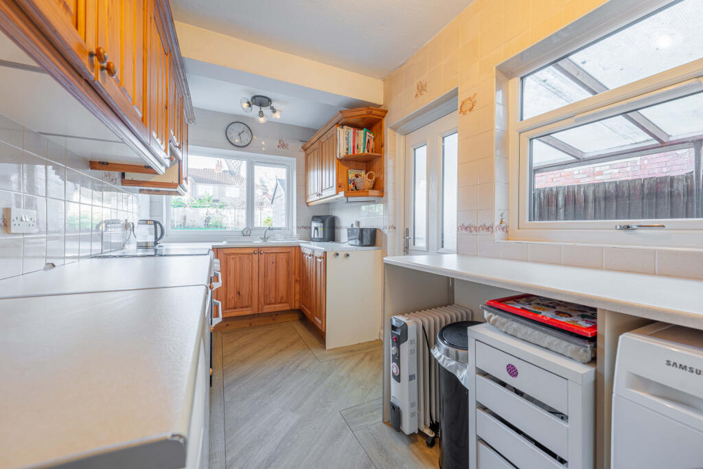 Wainbody Ave South 06433 