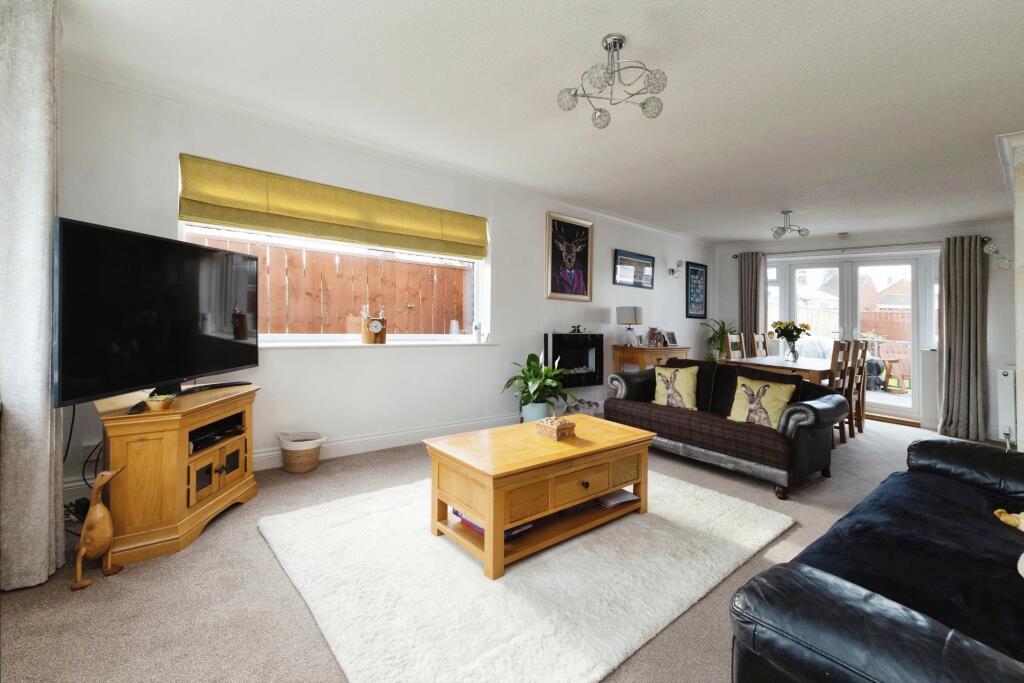 Living / Dining Room