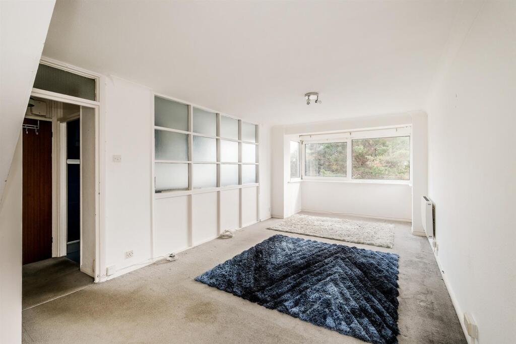 19 Trent Court ewb (3).jpg