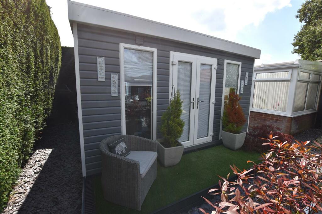 Garden Apartment.JPG