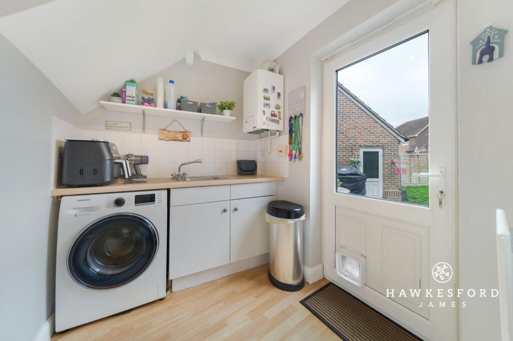 School Lane, Iwade - Utility room