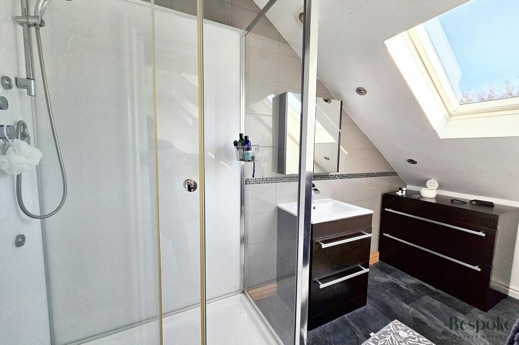En-suite to bedroom Six