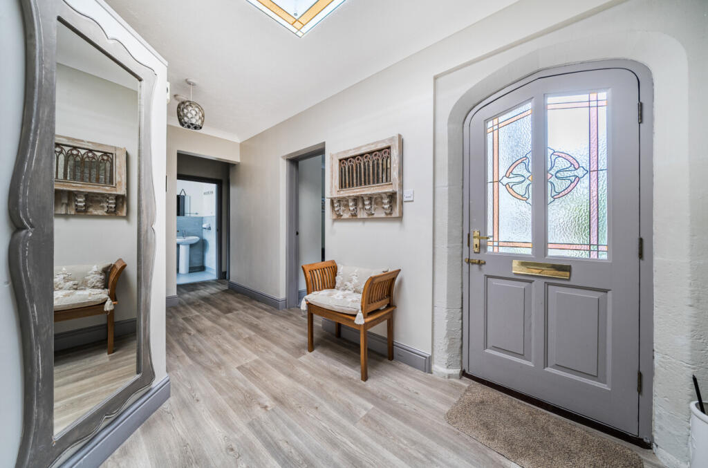 1306021-26-684206...