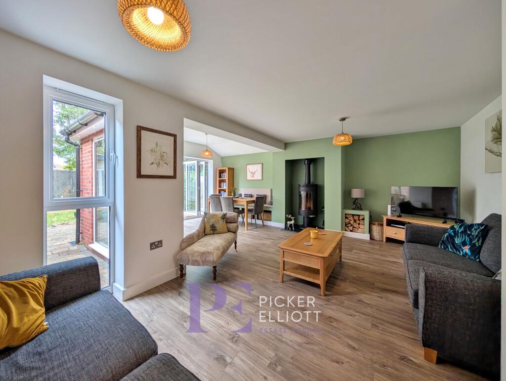 Extended Lounge/Diner