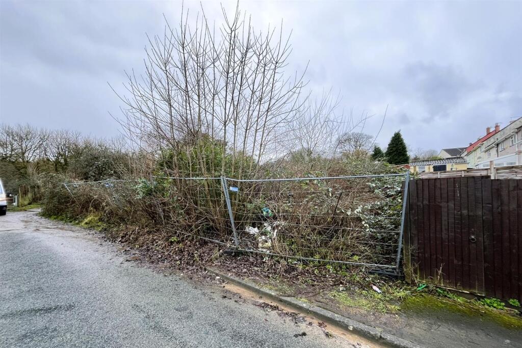 | Land to Rear of 56 - 58 Mellent Avenue, Hartclif