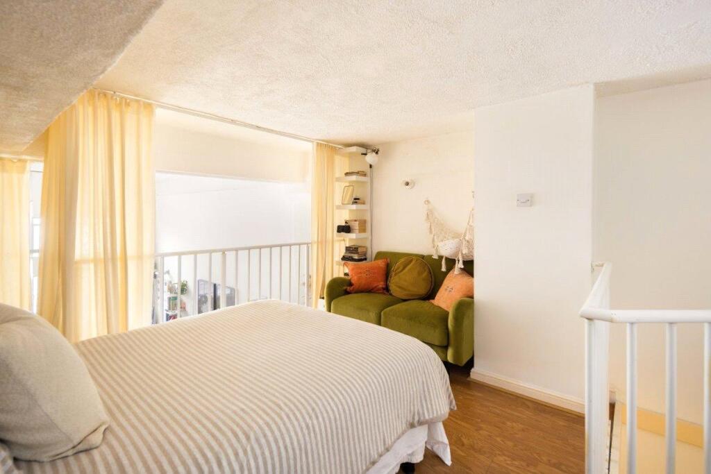 Mezzanine Bedroom