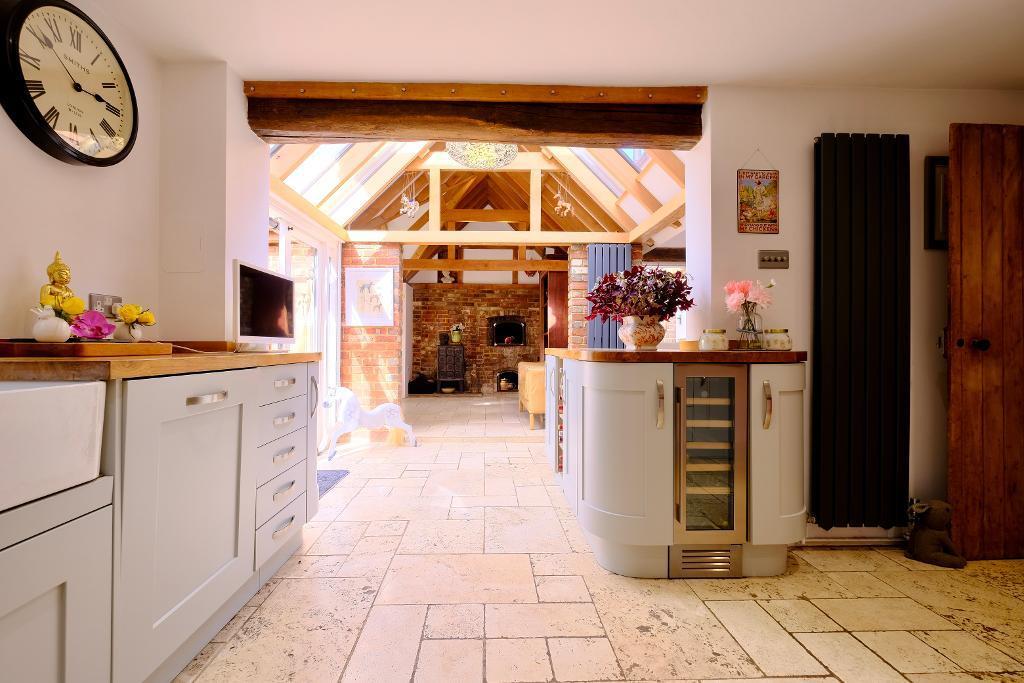 Outstanding space and light