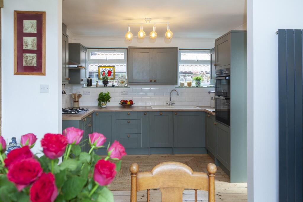 Longhill Road 06.jpg