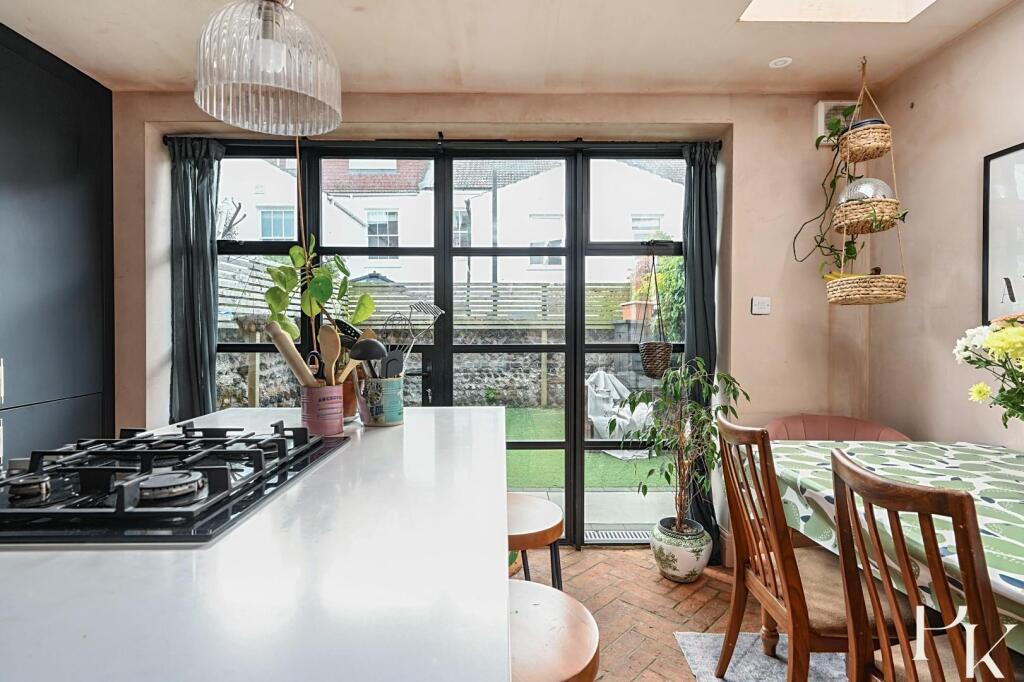 84 Wordsworth Street, BN3 (21).jpg