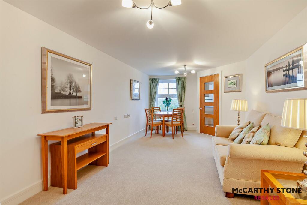 8618823-interior05-800.jpg