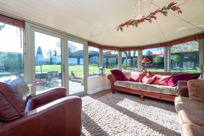 Garden room