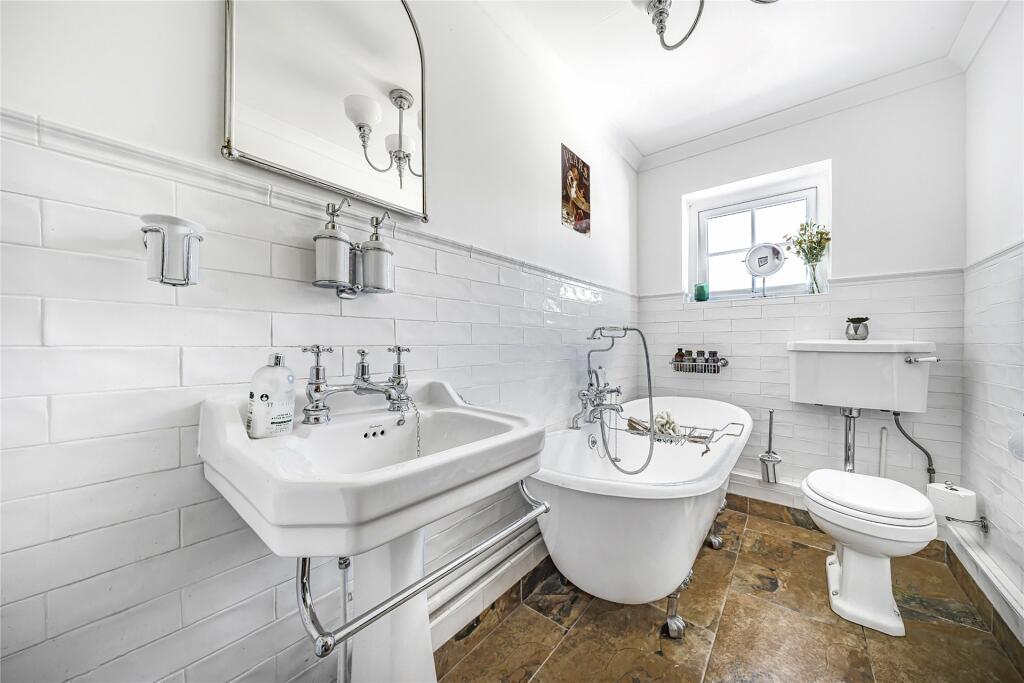 G/F Bathroom