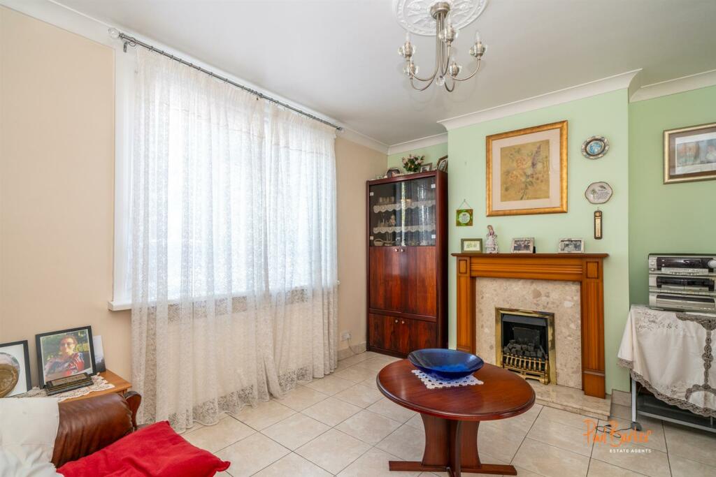 House Lounge 1