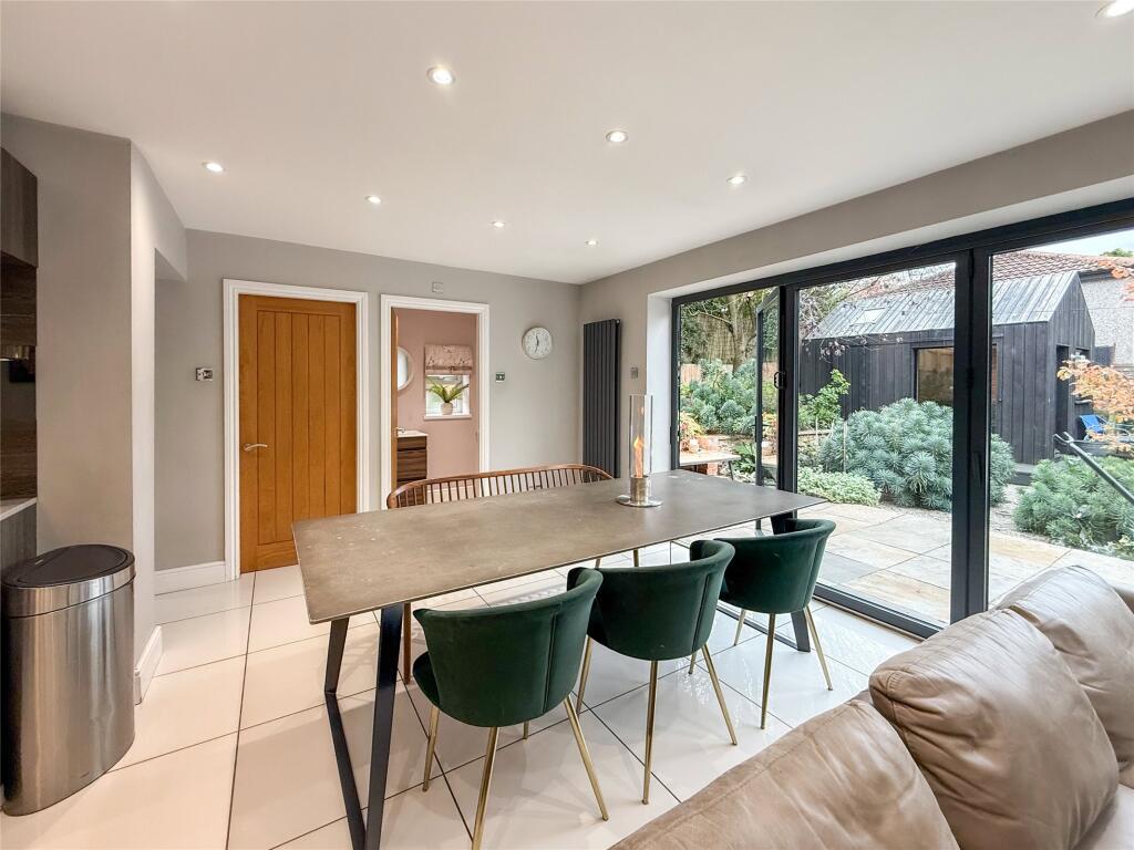 Kitchen/Diner/Family