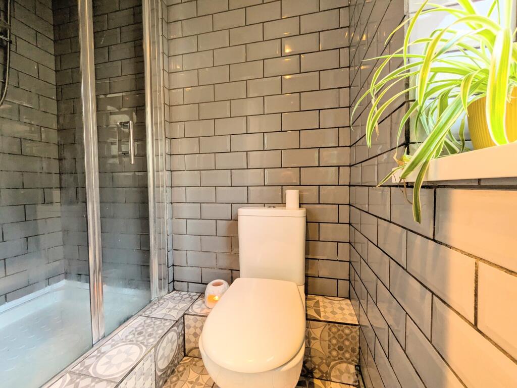 PXL_20250130_120740621.MP~2