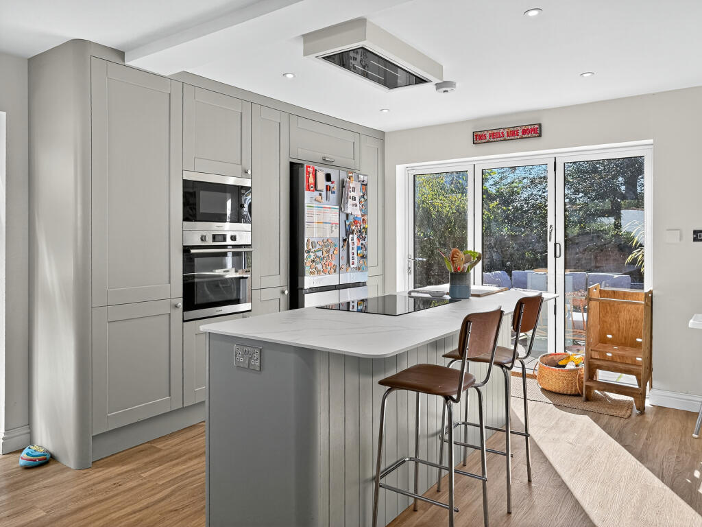 Kitchen/Breakfast Room