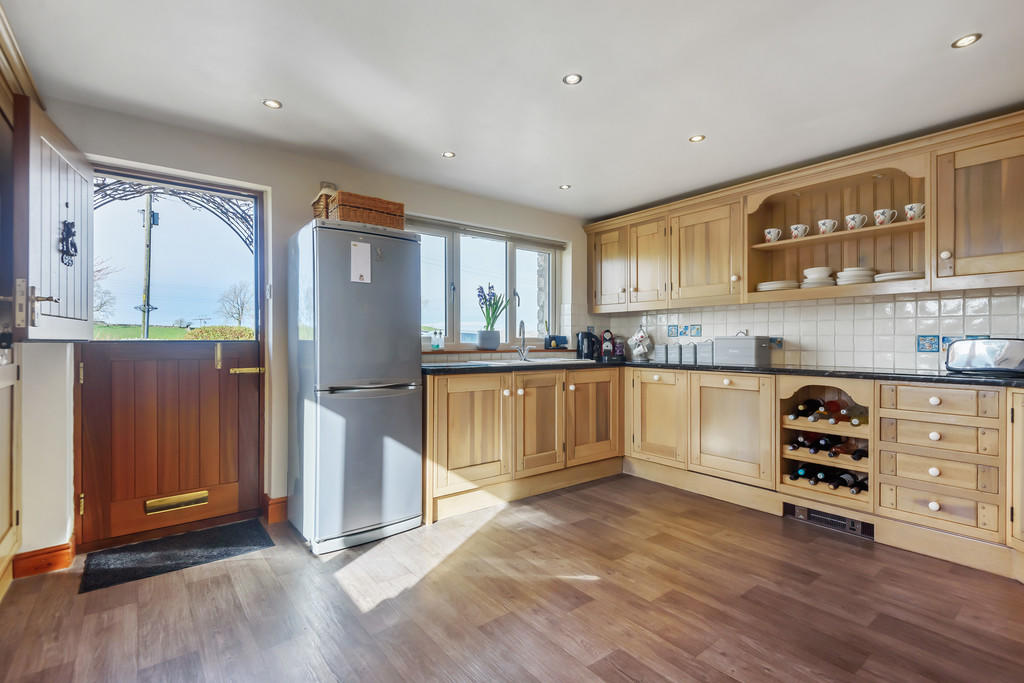 Fitted Kitchen