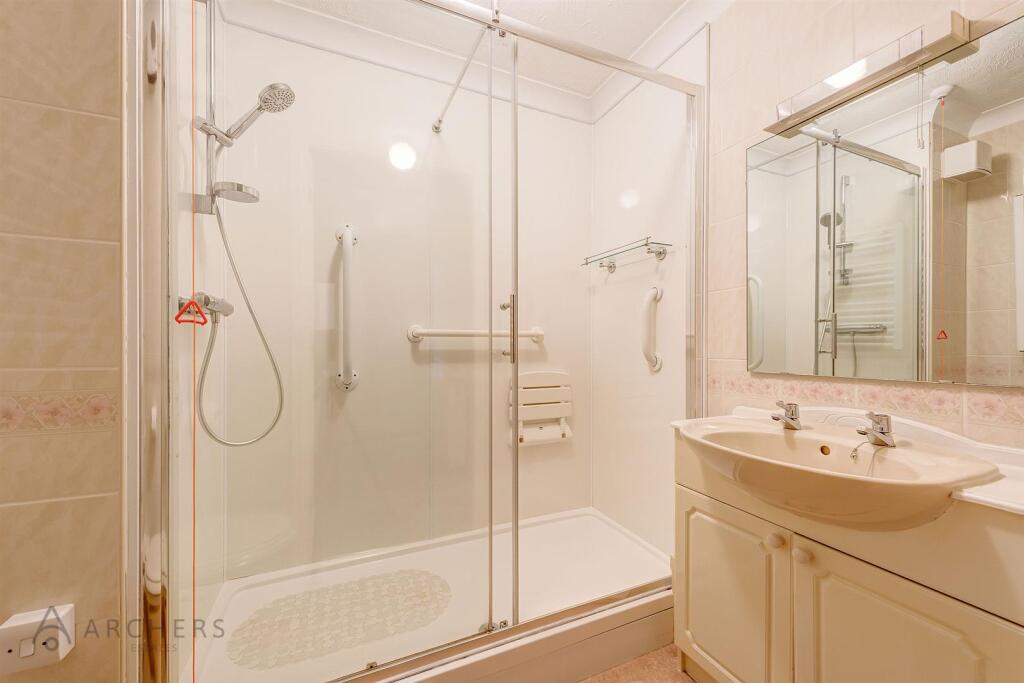 8KingsCourt(Interior)(18of24).jpg