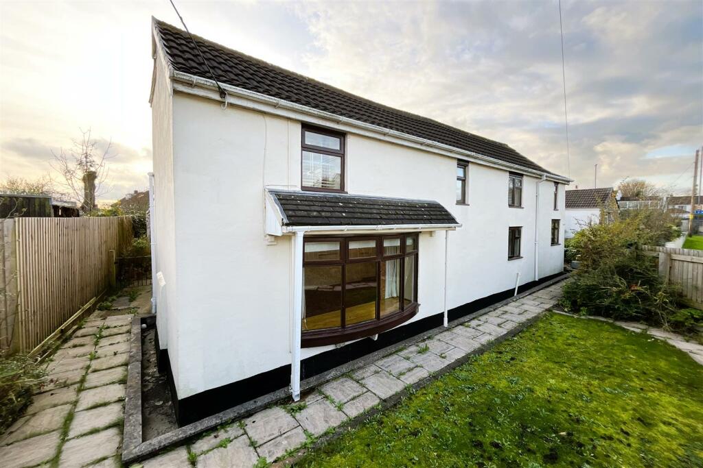 Chafra, The Common, Stoke Lodge, Patchway BS34 6AL