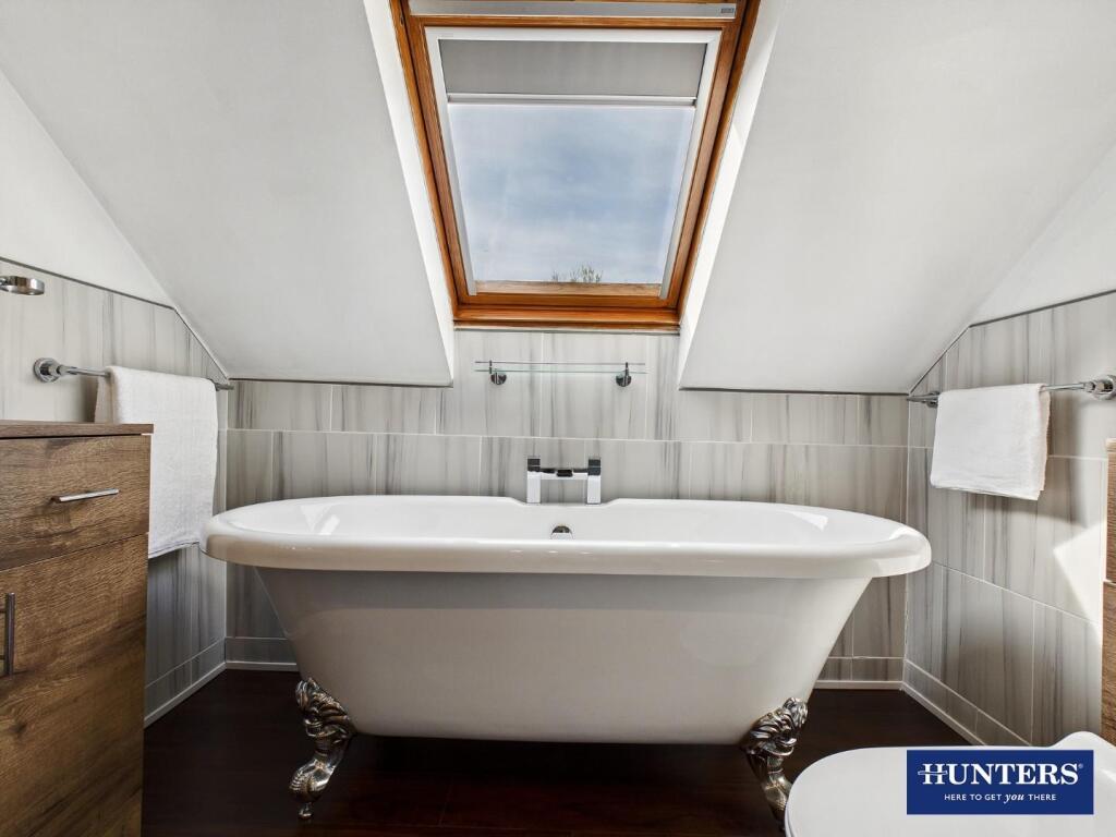 Master En-Suite