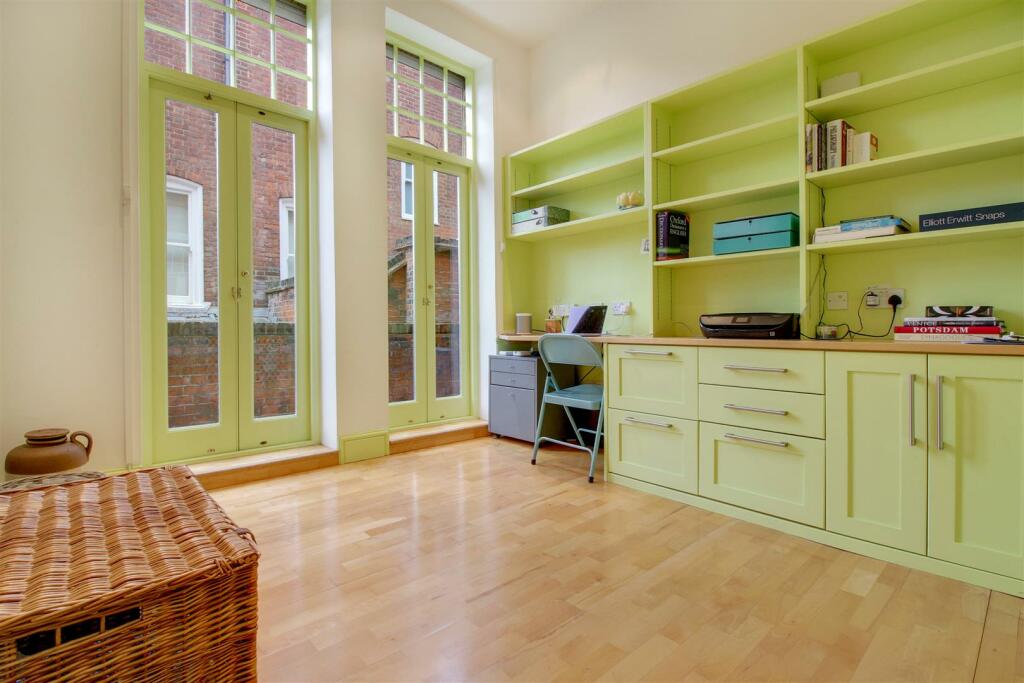 office-1.jpg
