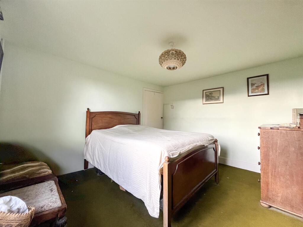 School Hill, Etchingham TN19 7DZ