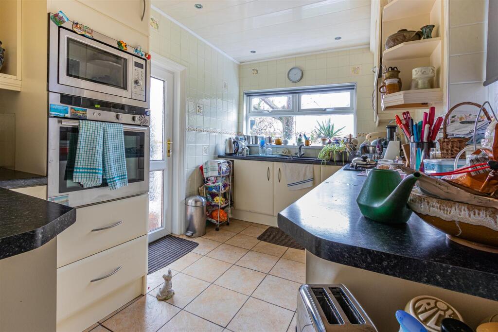 Southcourt Road 19 (17 of 19).jpg