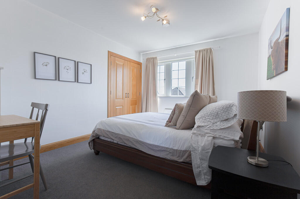 Bedroom1Angle1