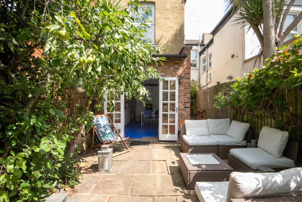 Garden Reverse