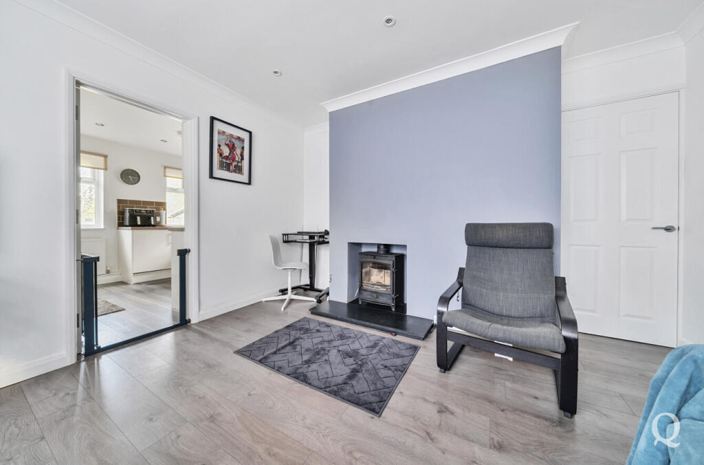 b33ef5fa-eaf6-412...