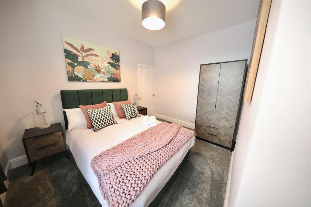 30 Exmouth Street - Bedroom 2.jpg