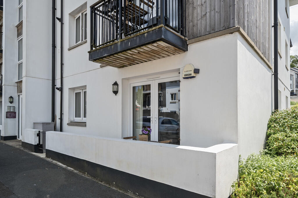 1302737-3-683db1b...