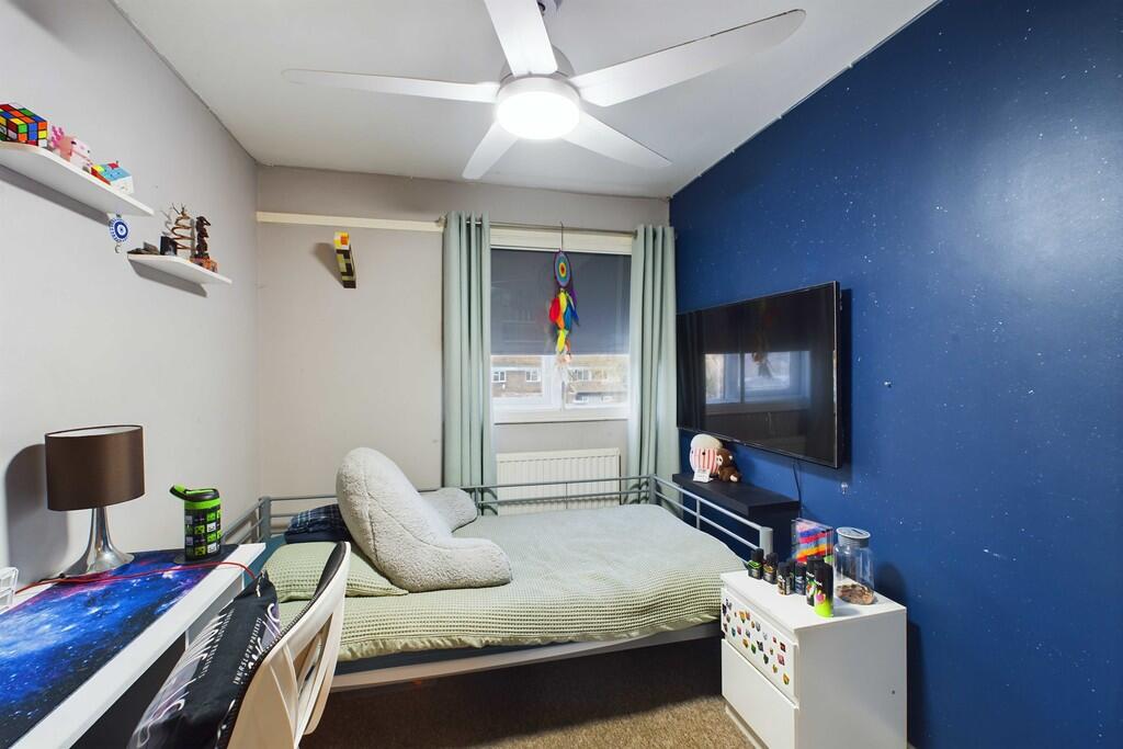 CAM01689G0-PR0444...