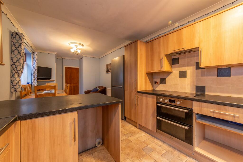 53 Sunnybank Rd-26.jpg