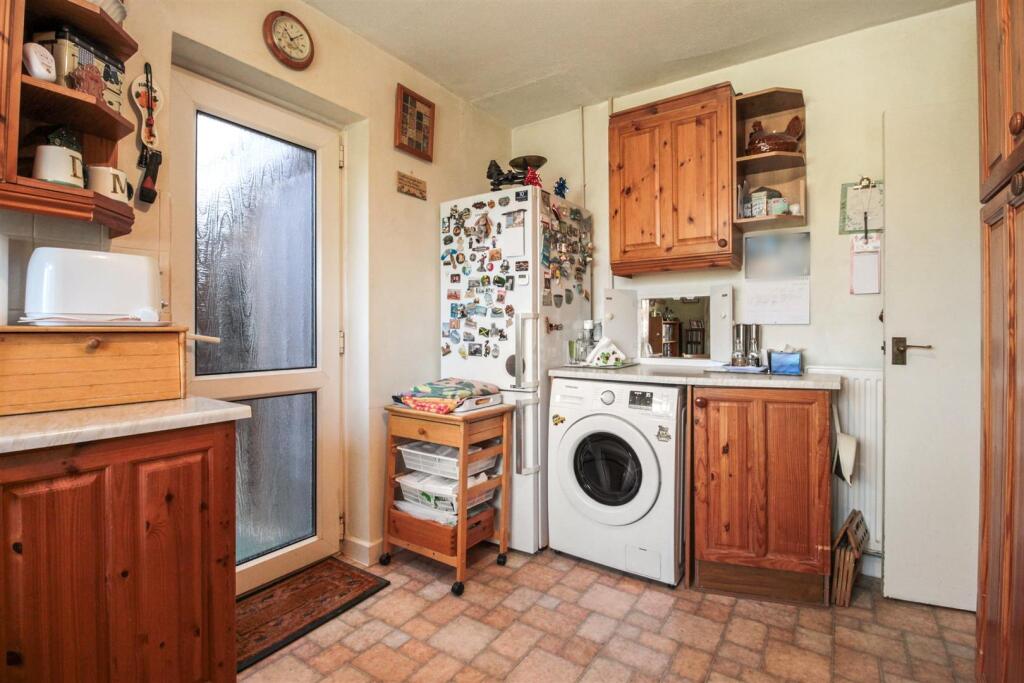 Mersey Road, 6-003.jpg