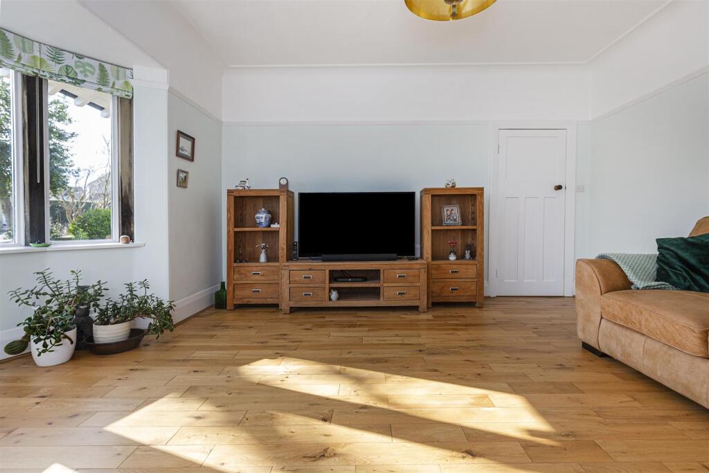 Bramleys Estate Agents - Moor Lane - Netherton (48