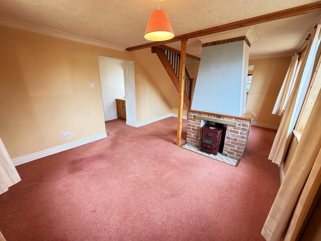 LIVING ROOM 3