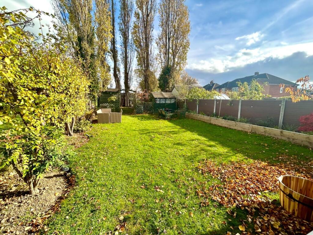 garden 2.JPG