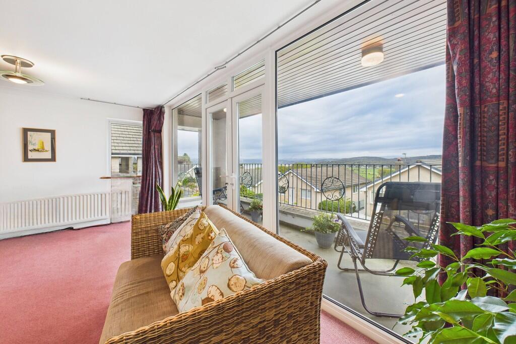 Living Room &amp;...