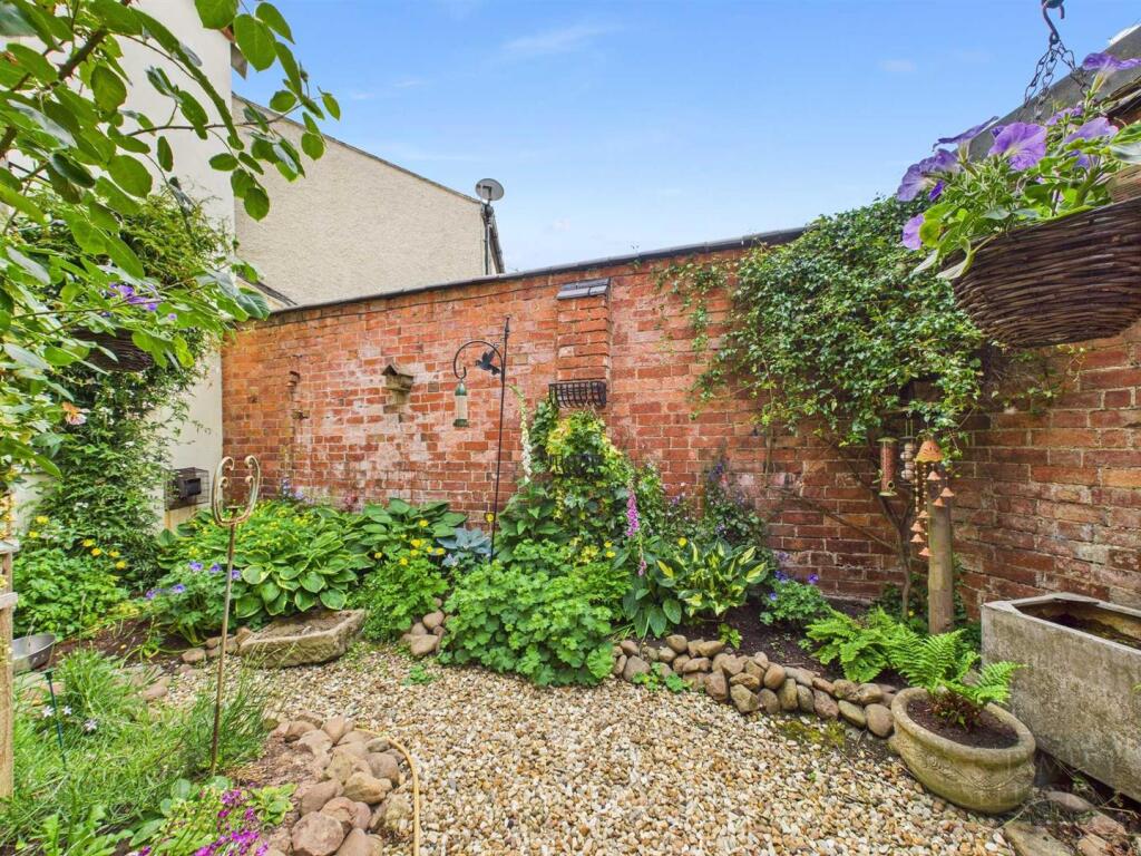 Hillcrest House, Husbands Bosworth