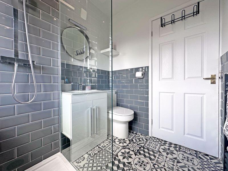 Family Shower Room