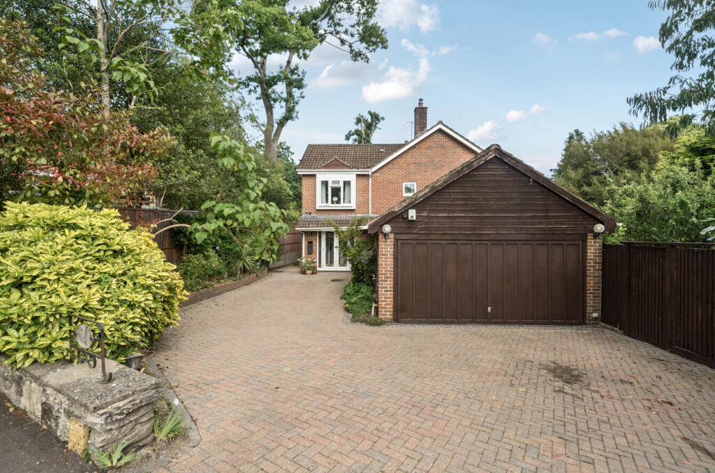 1303694-2-68472ae...