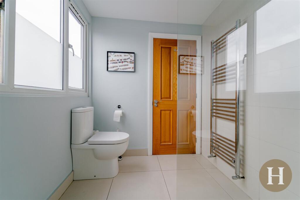 Hadleigh Estate Agents-42.jpg