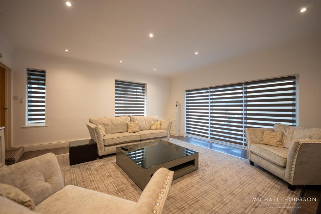 Elmwood - Warden Law Lane-18.jpg