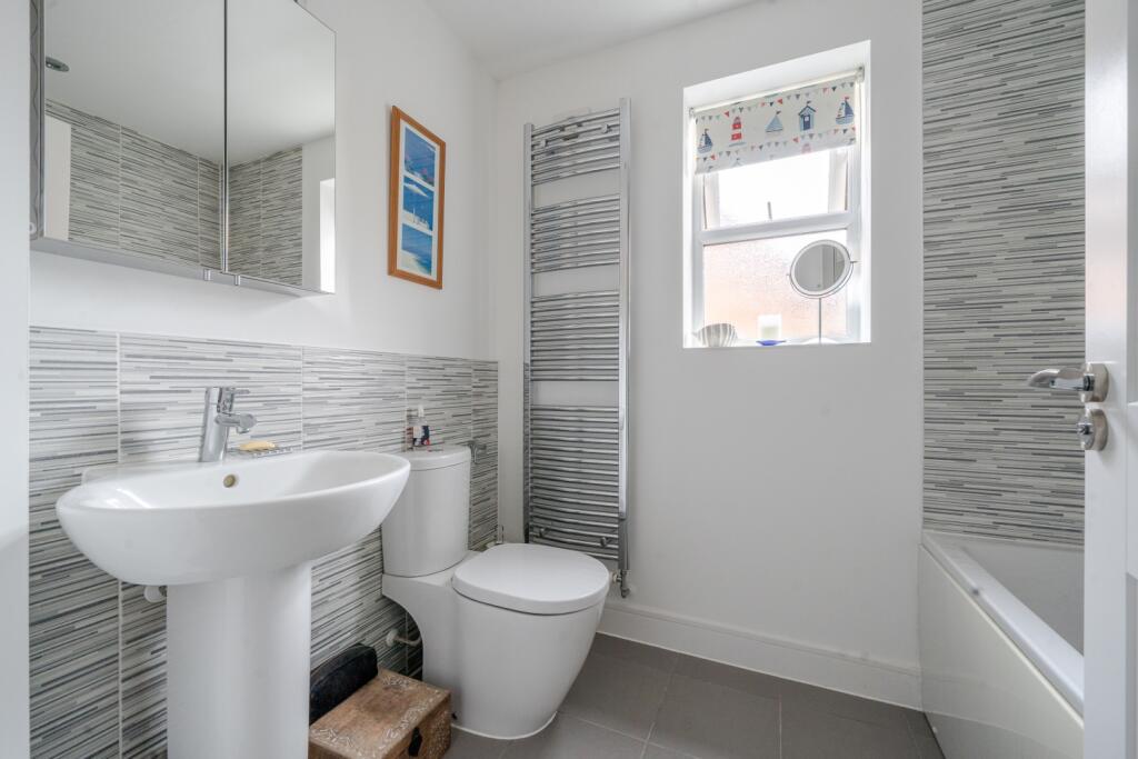 1348626-6-68b6e07ad7b84