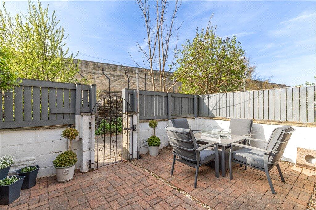 Courtyard Garden