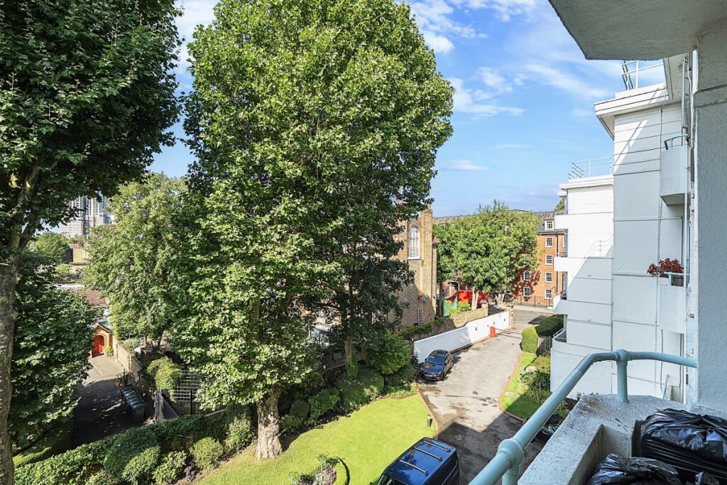 1330004-10-688341...