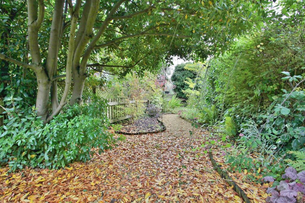 107 High Street (4).JPG